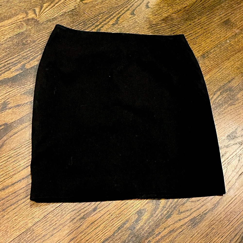 Banana Republic Short Black Pencil Skirt.